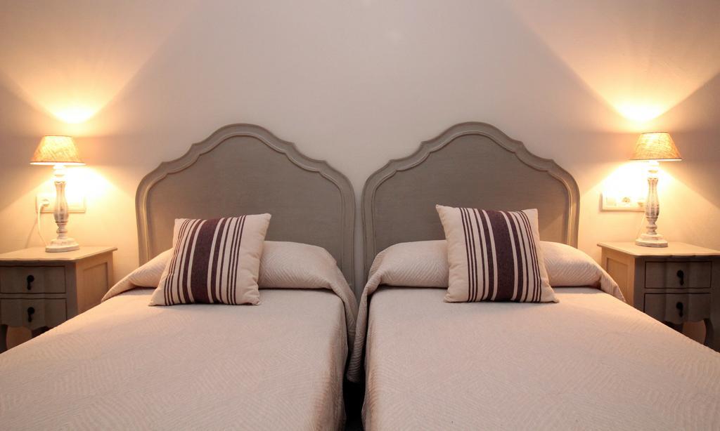 Comfort Triple Room Shower