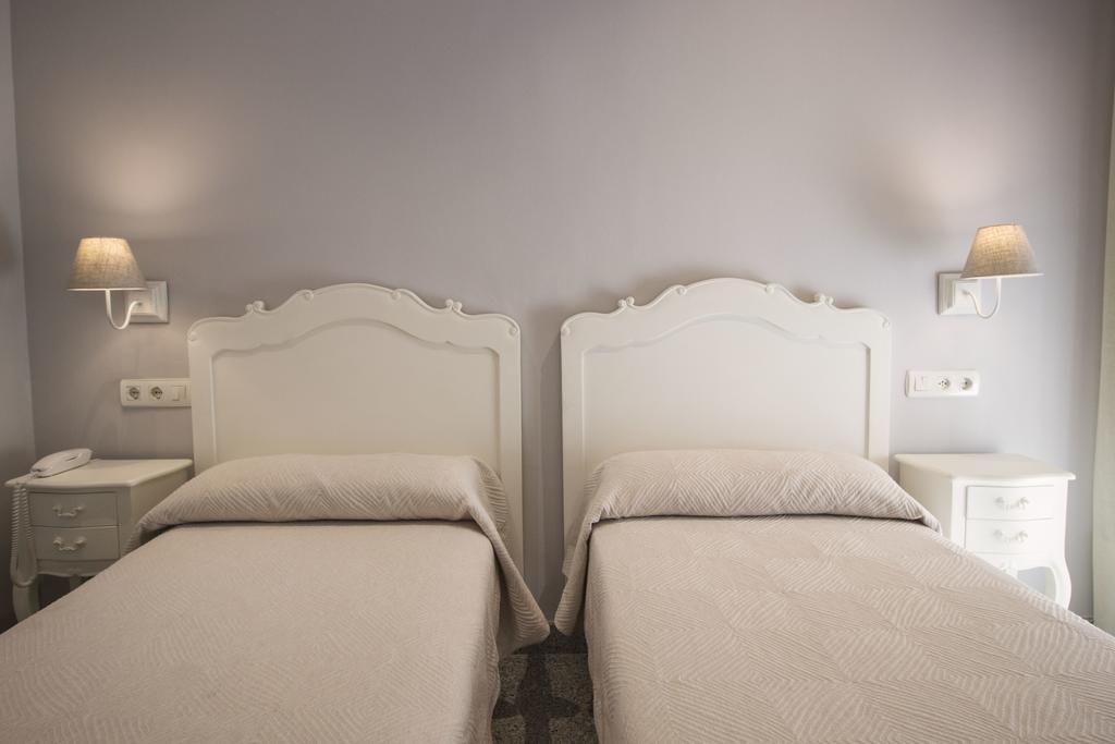 Standard Double or Twin Room Balcony